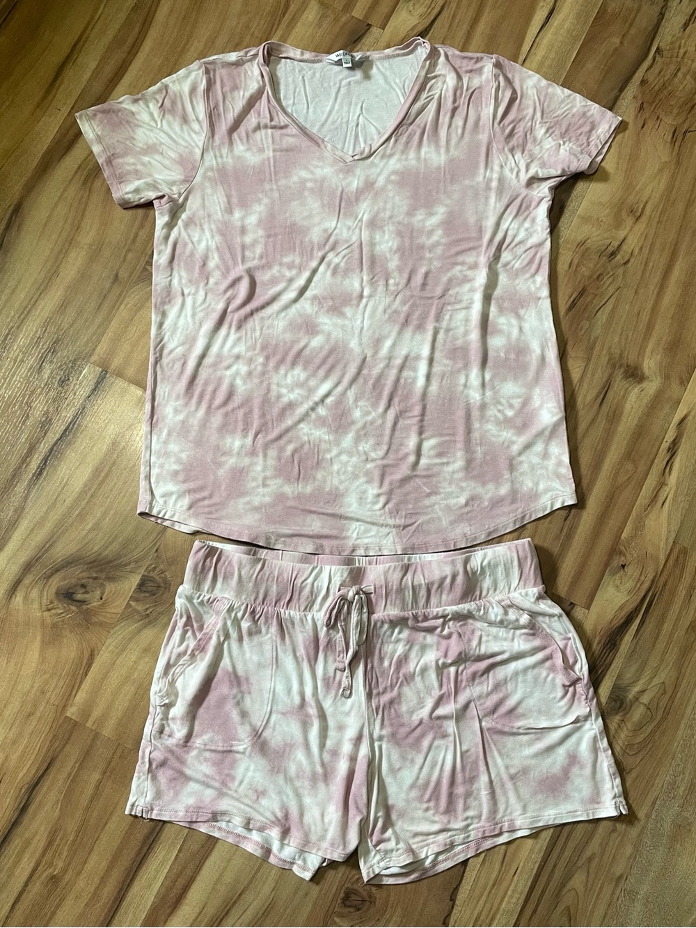 Wildfox Pink Tie Dye Pajamas Set V-Neck Tee Drawstring Shorts Loungewear LG